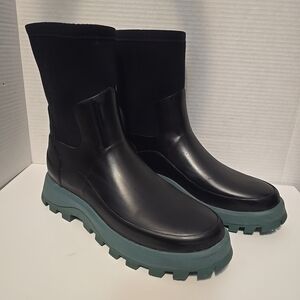 Hunter Ladies Rainboots Size 9 US Black Green